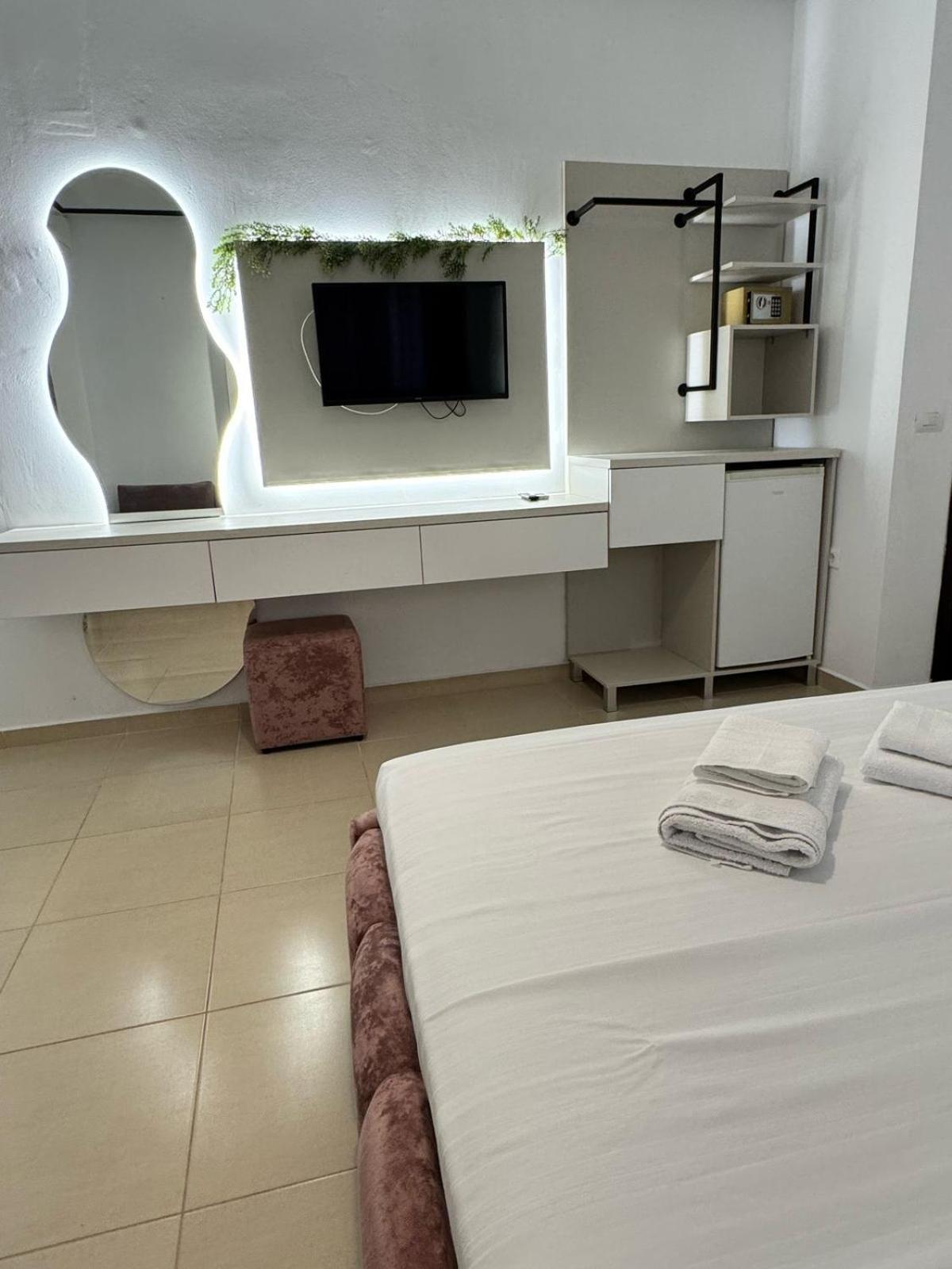 Villa Shehu Ksamil Quarto foto